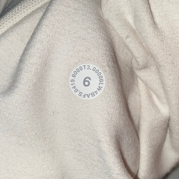 Lululemon zip up - Picture 5 of 5